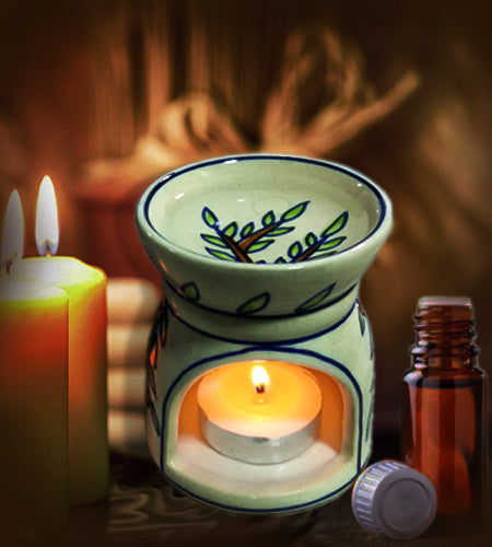 Kawachi Ceramic Aroma Diffuser With 6 pcs Candle and 3 Btl Oil - M17
